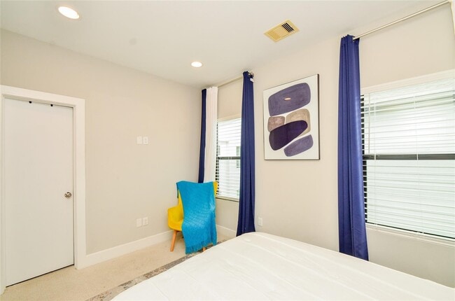 property at 3804 Leeland St