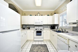 5750 Oyster Catcher Dr in North Myrtle Beach, SC - Building Photo - Building Photo