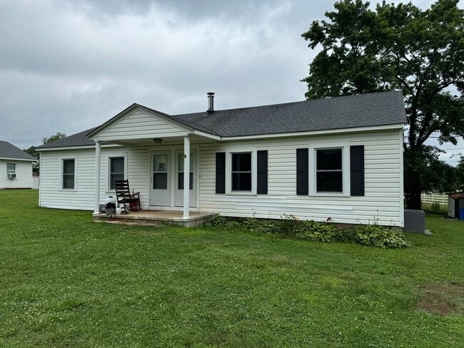 property at 3067 Lee Rd
