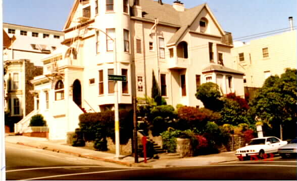 2100 Divisadero St in San Francisco, CA - Foto de edificio