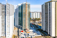 7 On The Park Condos in Toronto, ON - Building Photo - Building Photo