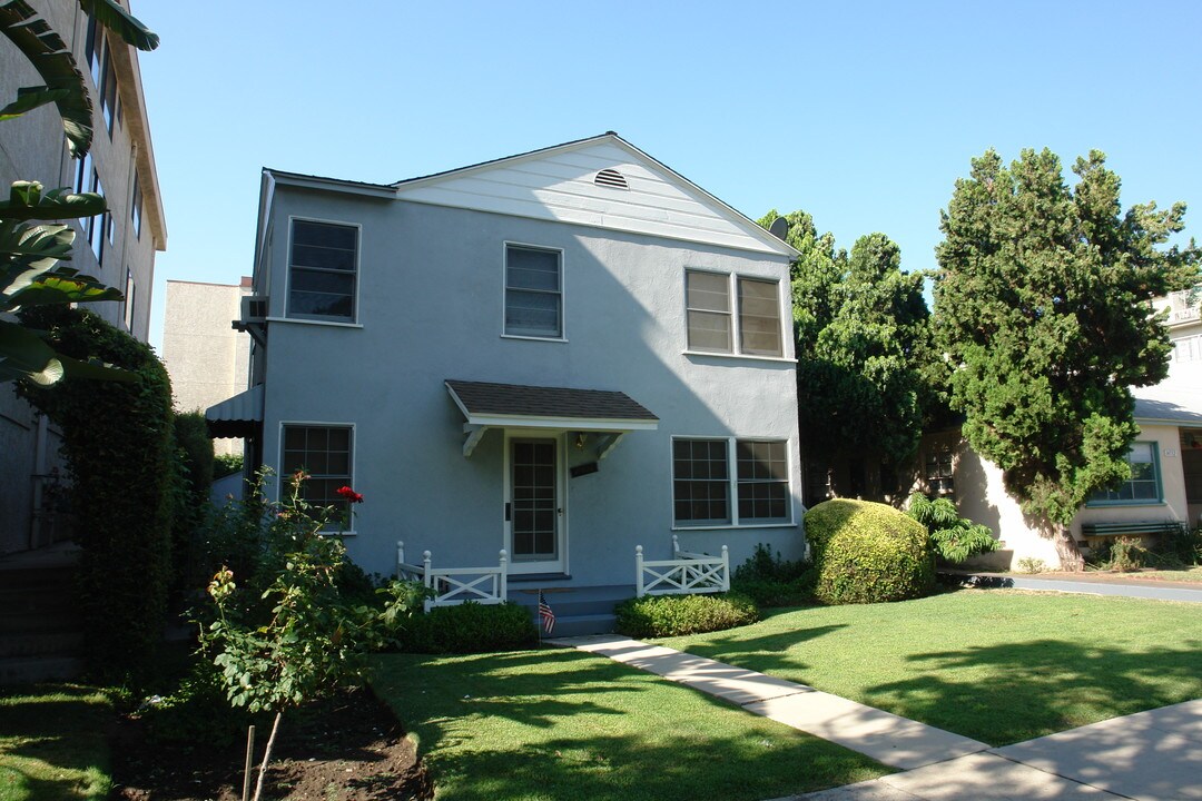 14524-14530 Dickens St in Sherman Oaks, CA - Building Photo