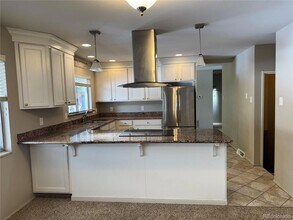 2524 S Oneida St in Denver, CO - Foto de edificio - Building Photo