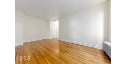 37-25 81st Street in Flushing, NY - Building Photo - Interior Photo