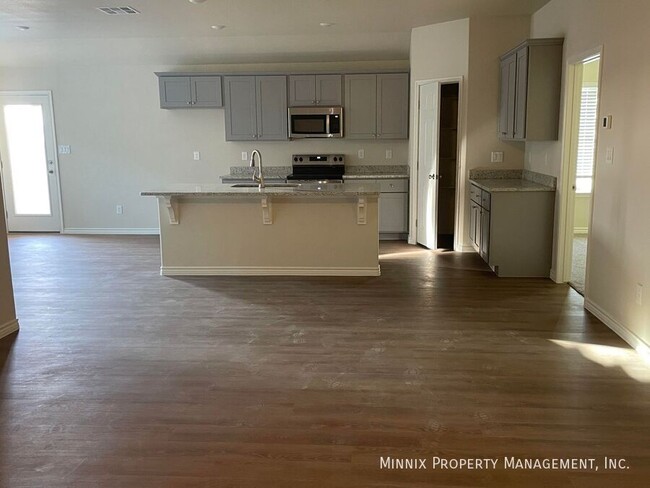 1304 Bajada St in Midland, TX - Building Photo - Building Photo