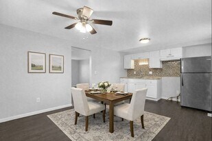 1652 E 25th Ave in Columbus, OH - Building Photo