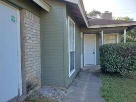 507 Greenlawn Blvd in Round Rock, TX - Building Photo