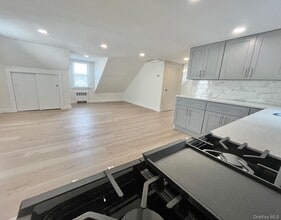237 Woodland Ave in Yonkers, NY - Building Photo - Building Photo
