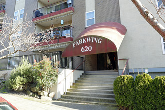 Parkwing Apartments in Seattle, WA - Building Photo - Building Photo