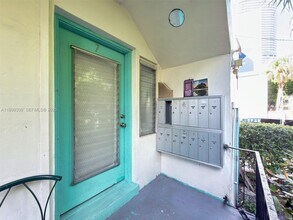 544 Michigan Ave in Miami Beach, FL - Building Photo - Building Photo