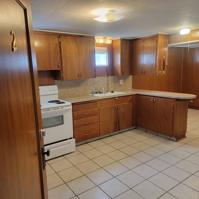 2654 Tyler Ave in Ogden, UT - Building Photo - Building Photo