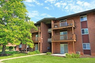 Brookwood Apartments in Indianapolis, IN - Foto de edificio - Building Photo