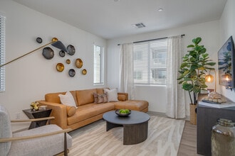 Broadstone Westgate in Glendale, AZ - Building Photo - Interior Photo