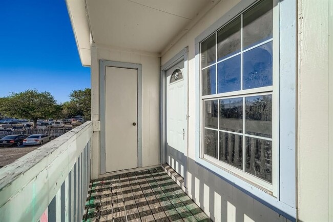 10100 Brownie Dr in Austin, TX - Building Photo - Building Photo