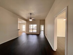 15452 Oakstone Dr in Prairieville, LA - Building Photo - Building Photo