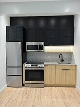 27 Eldert St in Brooklyn, NY - Building Photo - Building Photo