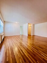 223 Prospect Ave, Unit C in Hackensack, NJ - Building Photo