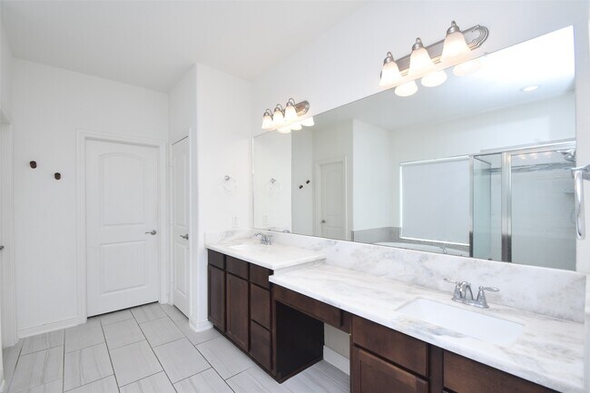 23827 Padauk Tree Trl