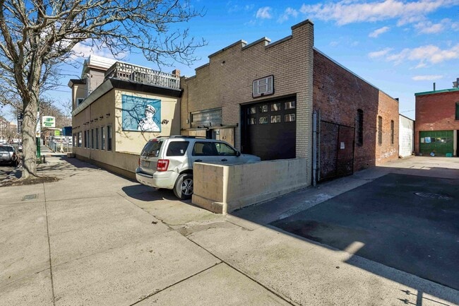 property at 43 Howe St