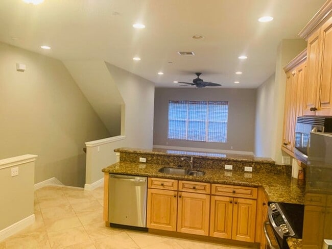 4805 Sawgrass Breeze Dr in Palm Beach Gardens, FL - Building Photo - Building Photo