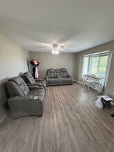 4727 Shorecrest Dr NE in Moses Lake, WA - Building Photo - Building Photo