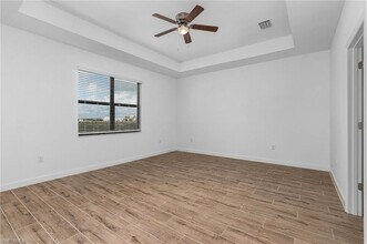 18316 Ridgeline Dr in Estero, FL - Foto de edificio - Building Photo