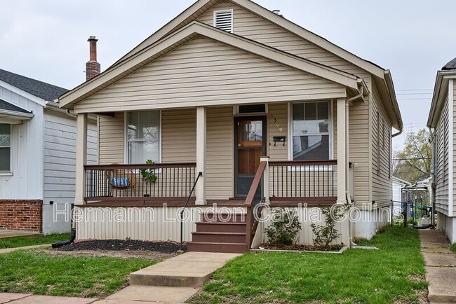5300 Blow St in St. Louis, MO - Building Photo - Building Photo