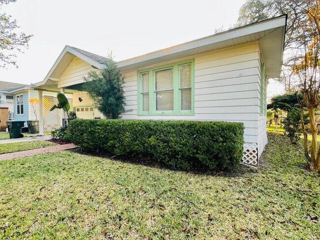 4623 Avenue N 1/2 Rear in Galveston, TX - Building Photo - Building Photo