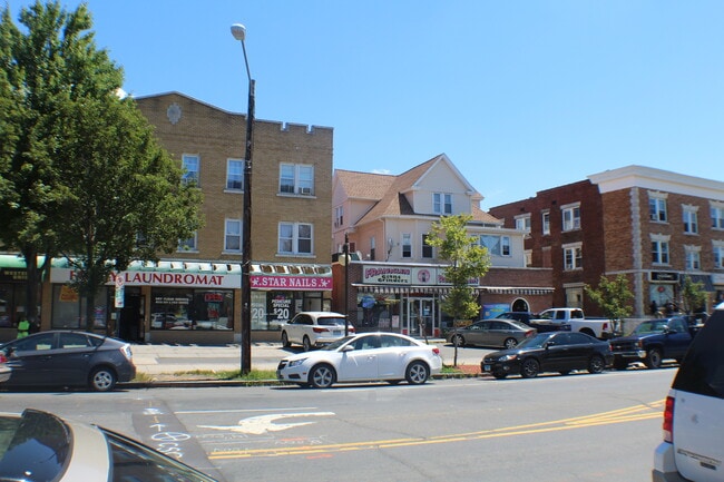 457 Franklin Ave, Unit 3S in Hartford, CT - Foto de edificio - Building Photo