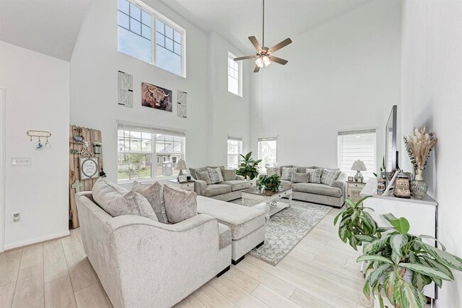 property at 411 Ravens Crst Dr