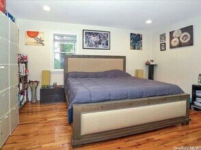 1012 Old Northern Blvd in Roslyn, NY - Building Photo - Building Photo