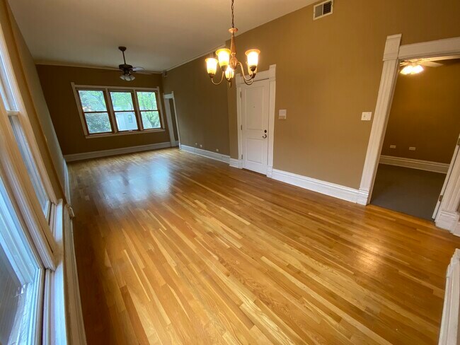 1652 W Grace St in Chicago, IL - Building Photo - Building Photo