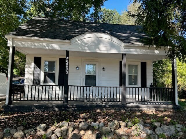 52093 Clover Trail in Granger, IN - Building Photo