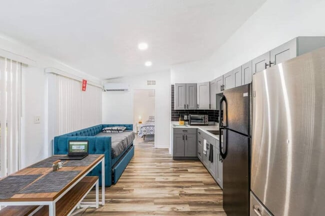 property at 2301 Carlton Dr
