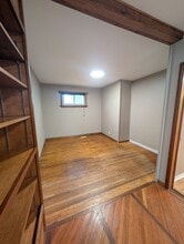 511 Charles St in Point Edward, ON - Building Photo - Building Photo