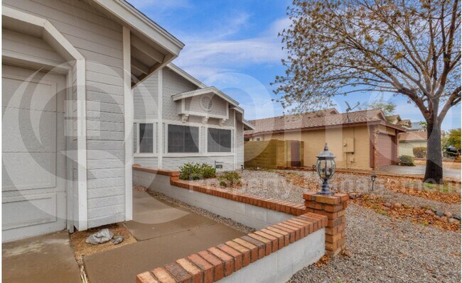 4026 W Avenida Del Sol in Glendale, AZ - Building Photo - Building Photo