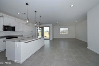 16004 W Honeysuckle Dr in Sun City West, AZ - Building Photo - Building Photo