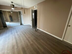 543 W Pampa Ave in Mesa, AZ - Building Photo - Building Photo