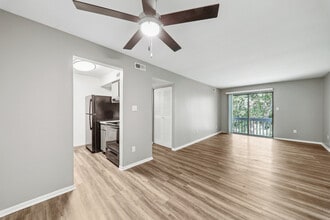 The Avalon in Chesterfield, MO - Building Photo - Building Photo