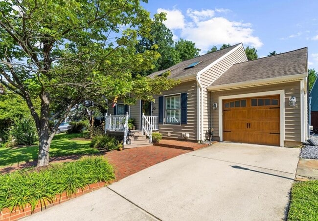 20 Windwhisper Ln in Annapolis, MD - Foto de edificio - Building Photo