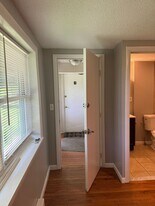 59 College Hwy in Southwick, MA - Building Photo