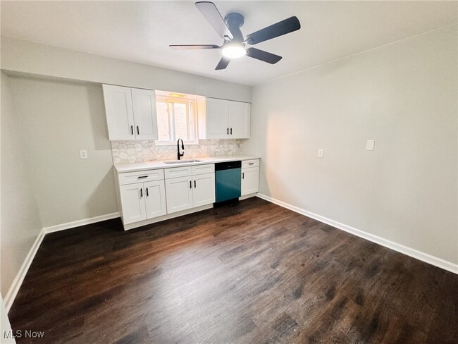 property at 2907 Snow Rd