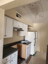 351 Del Verde Cir in Sacramento, CA - Building Photo - Building Photo