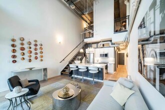 230 18th St NW, Unit 217 in Atlanta, GA - Building Photo - Building Photo