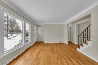 23760 Puritan Ave in Euclid, OH - Building Photo - Building Photo