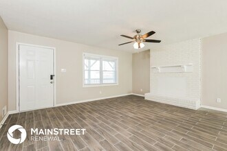 219 Deerfield Dr in Jonesboro, GA - Foto de edificio - Building Photo