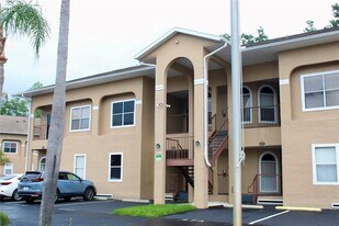 8829 Coral Palms Ct in Kissimmee, FL - Building Photo