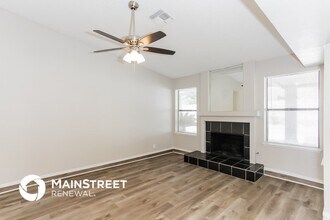 4913 N Mondell Rd in Las Vegas, NV - Building Photo - Building Photo