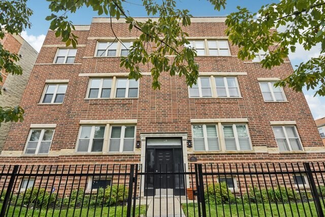 4511 S Lake Park Ave in Chicago, IL - Building Photo