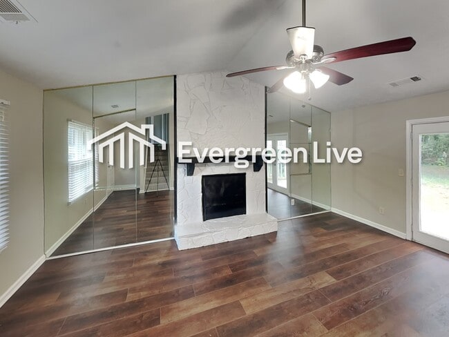 803 Durham Trail in Stone Mountain, GA - Building Photo - Building Photo